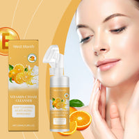 West&Month Vitamin C Foam Cleanser Gently Cleanses Pores, Removes Acne And Cleanses Face With Refreshing Moisture