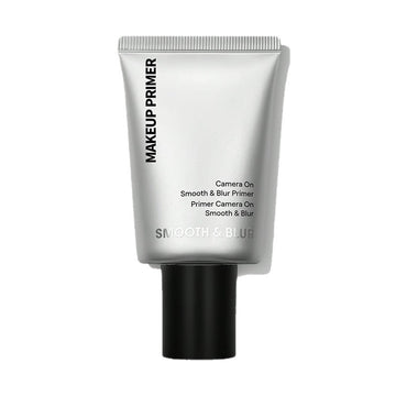 Apply moisturizing lotion before makeup